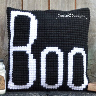 Boo! Halloween Pillow Cover | FREE Crochet Pattern