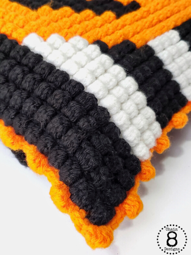 Close-up of crochet bobble stitch